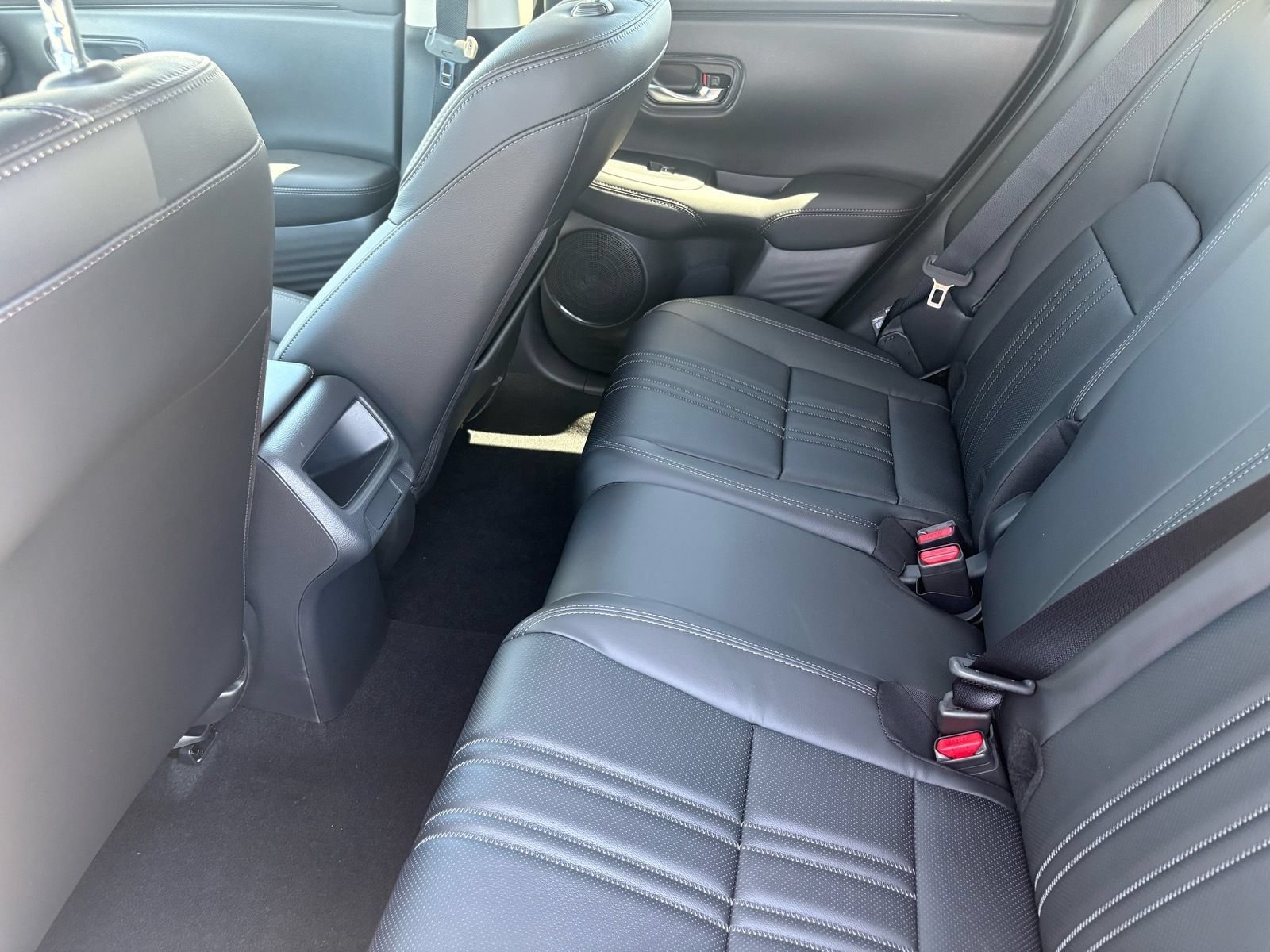 New 2027 Honda HR-V EX-L image 14