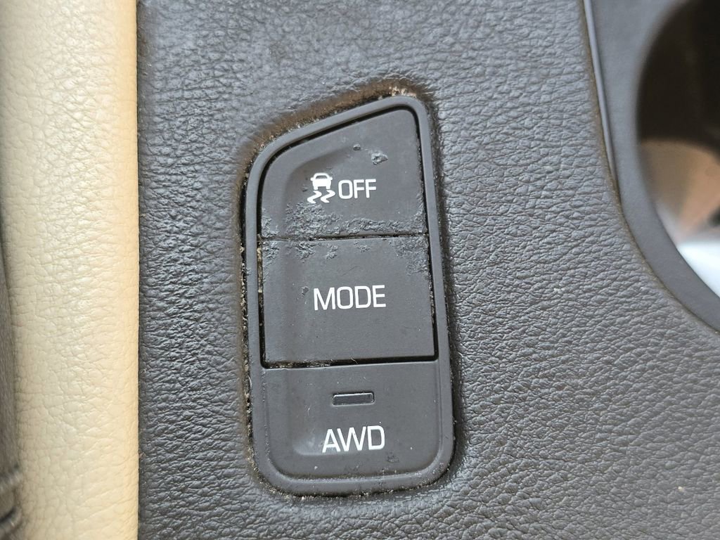 Used 2018 Cadillac XT5 AWD image 32