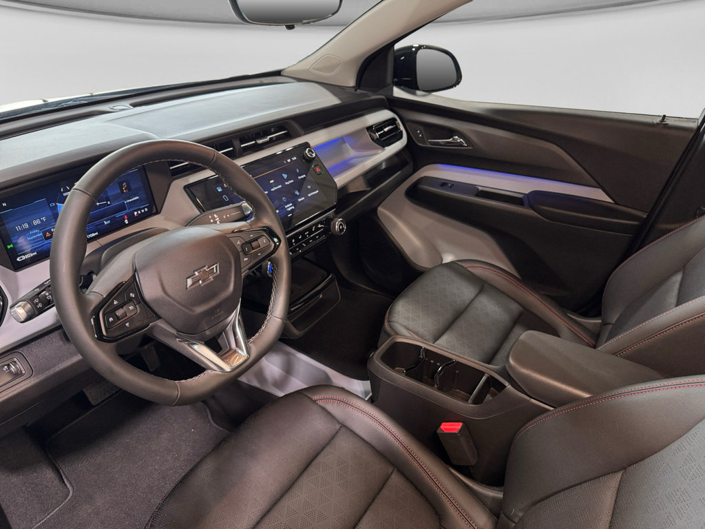 Used 2027 Chevrolet Bolt RS w/ Technology Package FWD image 18
