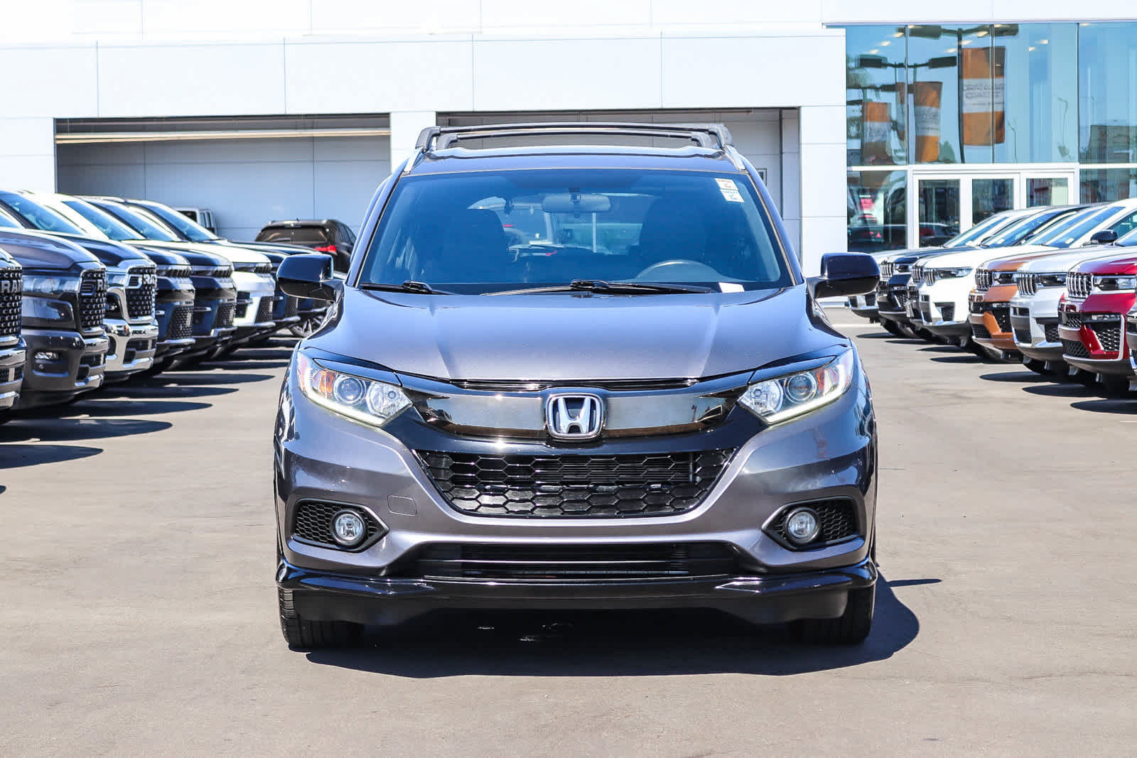 Used 2019 Honda HR-V Sport image 2