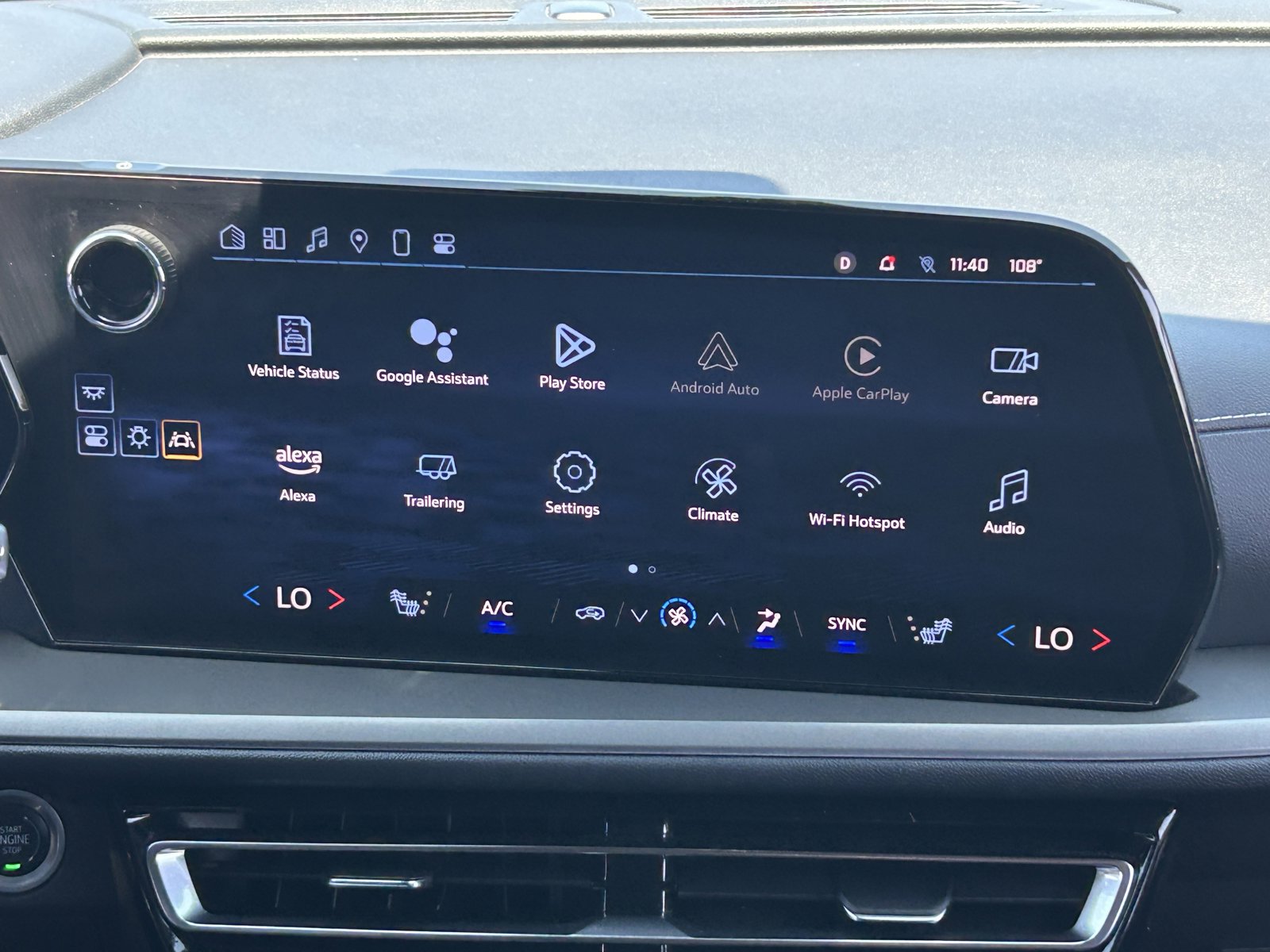 Certified 2025 Chevrolet Traverse LT FWD image 20