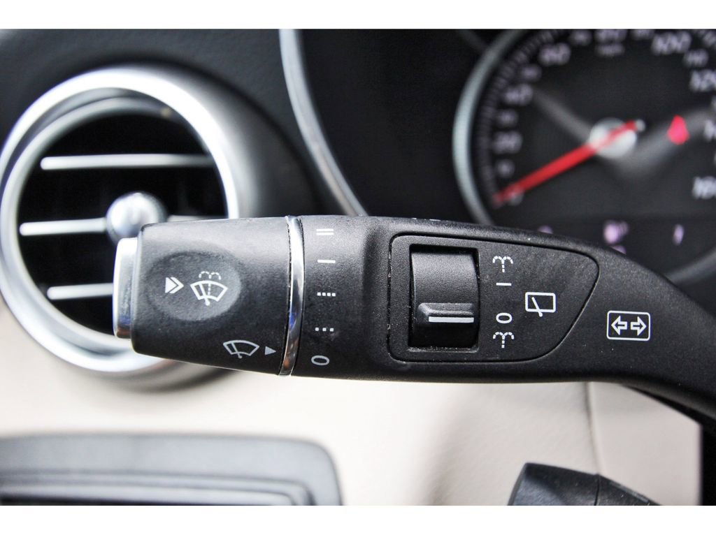 Used 2016 Mercedes-Benz GLC 300 image 15