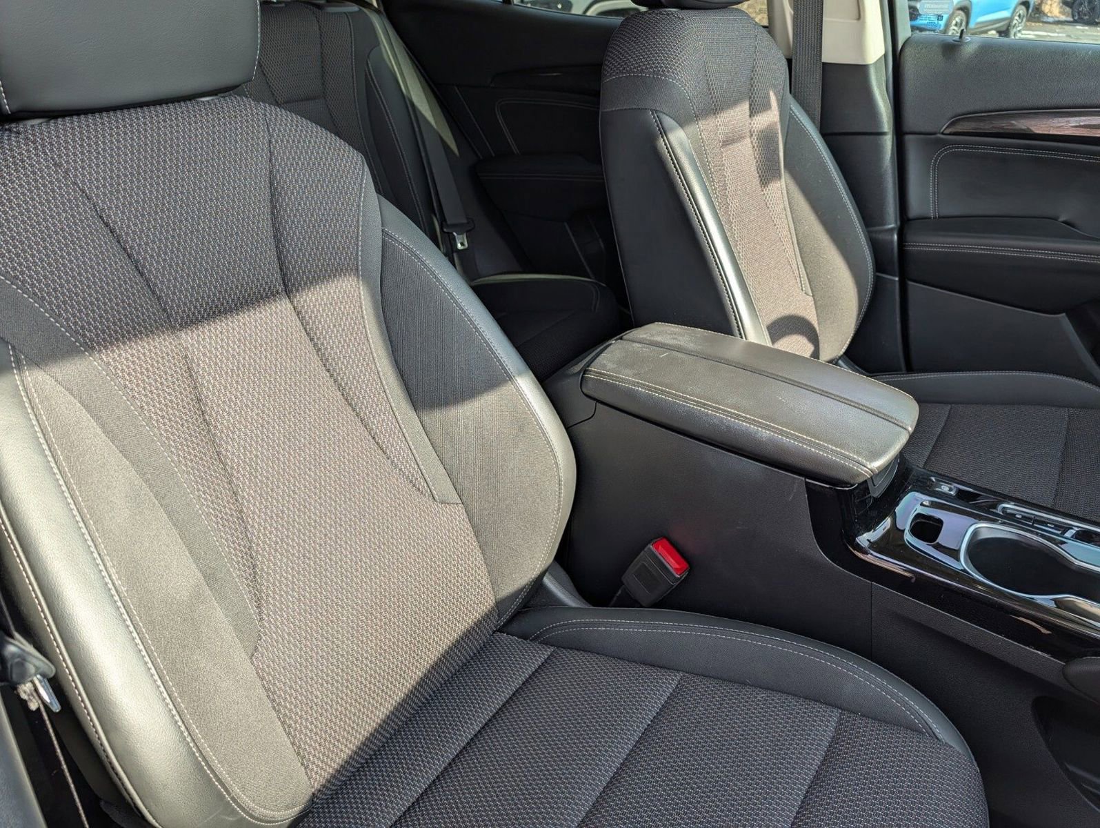 Used 2021 Buick Envision Preferred image 24