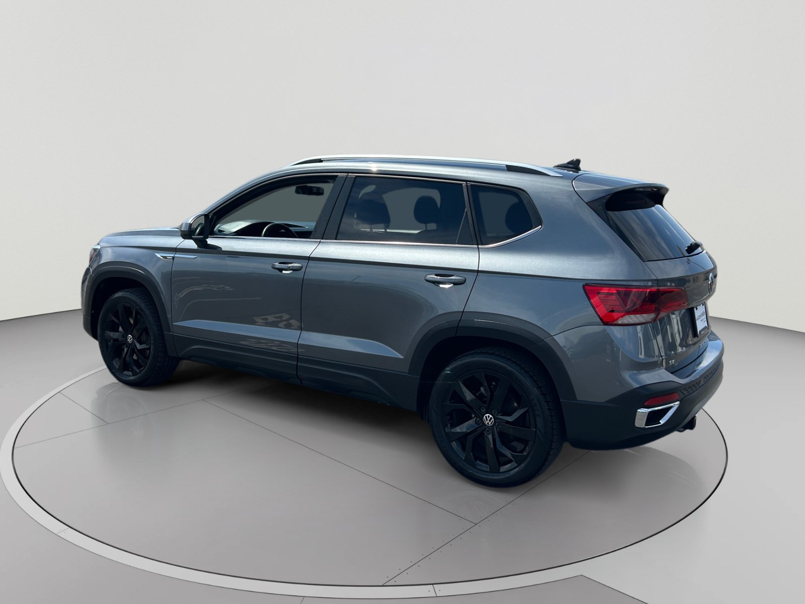 Certified 2022 Volkswagen Taos SE FWD image 3