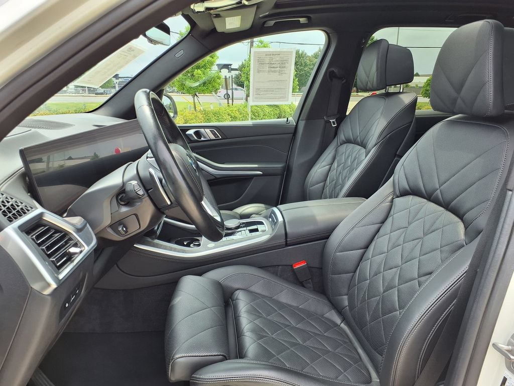 Used 2024 BMW X5 xDrive40i AWD/4WD image 16