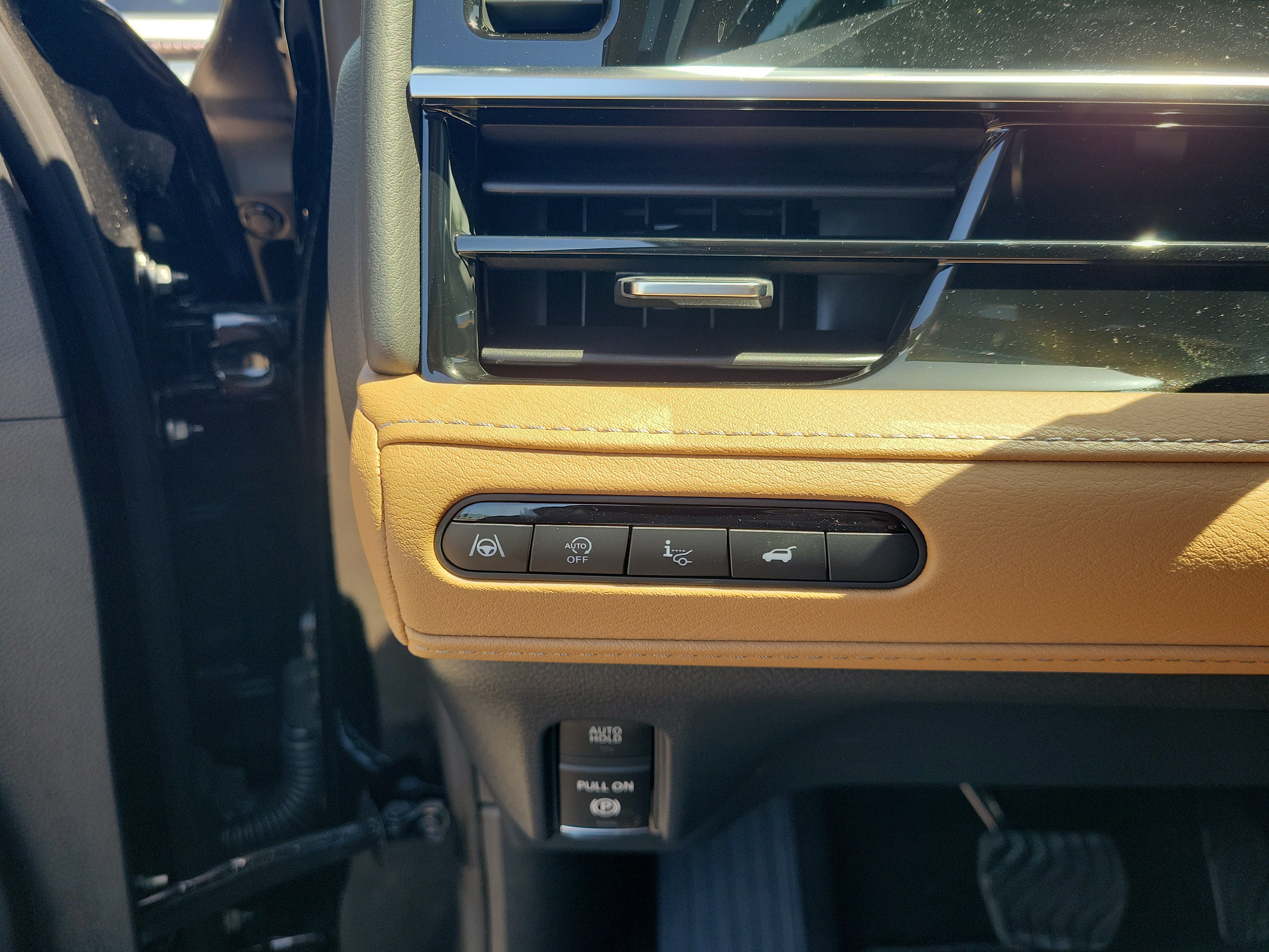 New 2027 INFINITI QX80 Luxe w/ Cargo Package RWD image 13