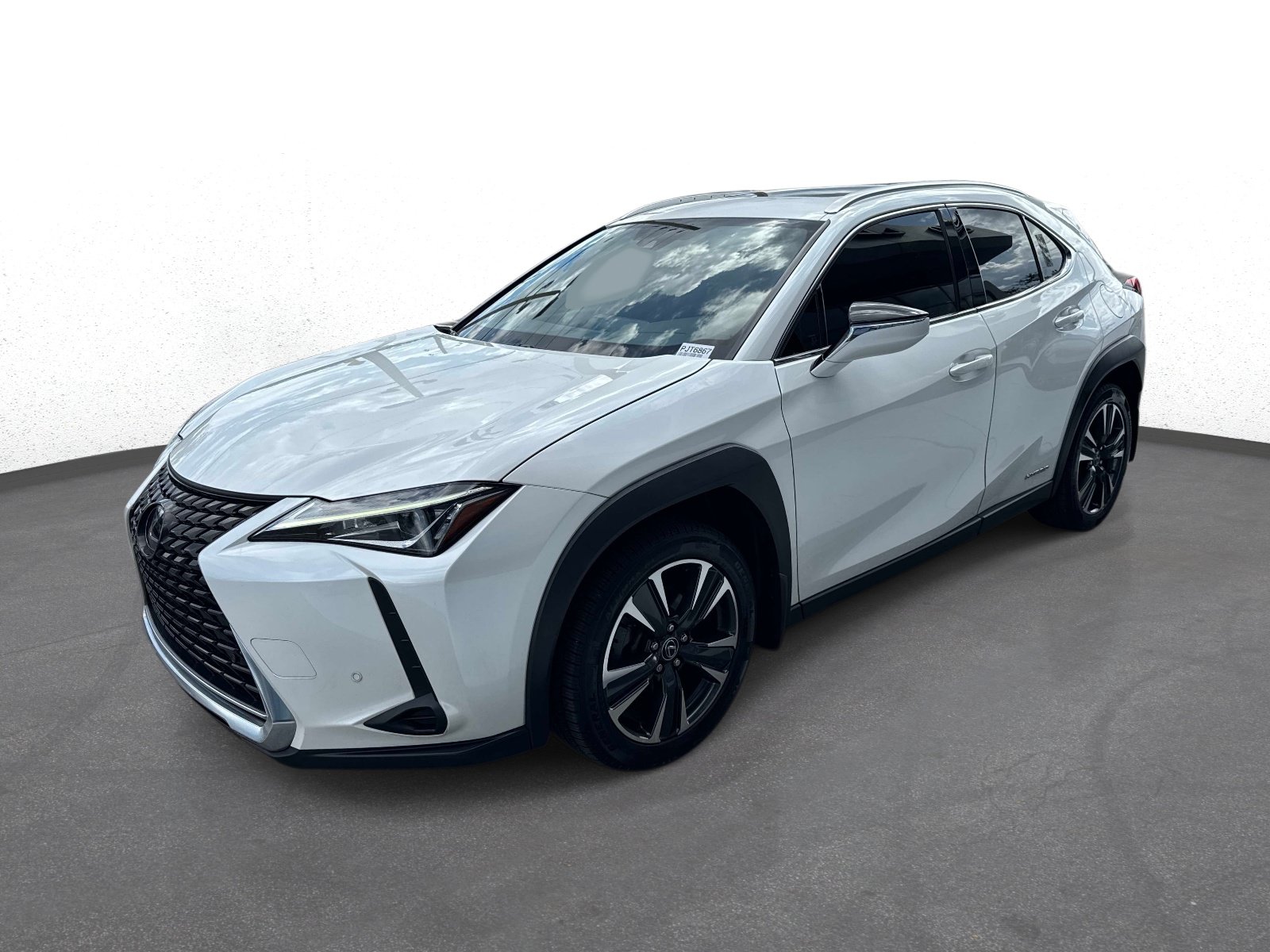 Used 2022 Lexus UX 250h w/ Accessory Package (Z2) AWD/4WD image 7