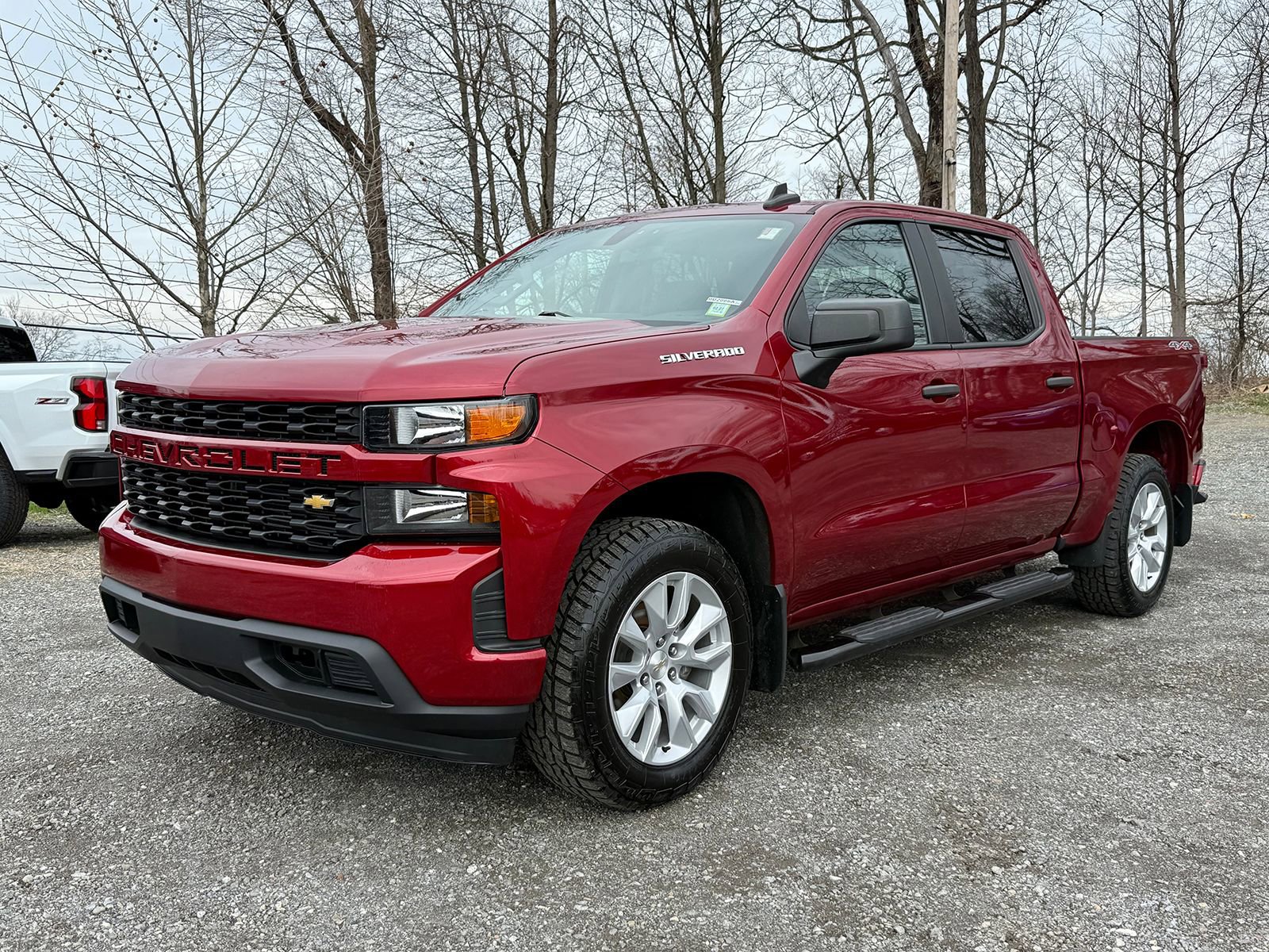 Used 2022 Chevrolet Silverado 1500 Custom image 3