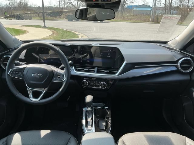 New 2026 Chevrolet Trax ACTIV w/ Sunroof Package FWD image 20