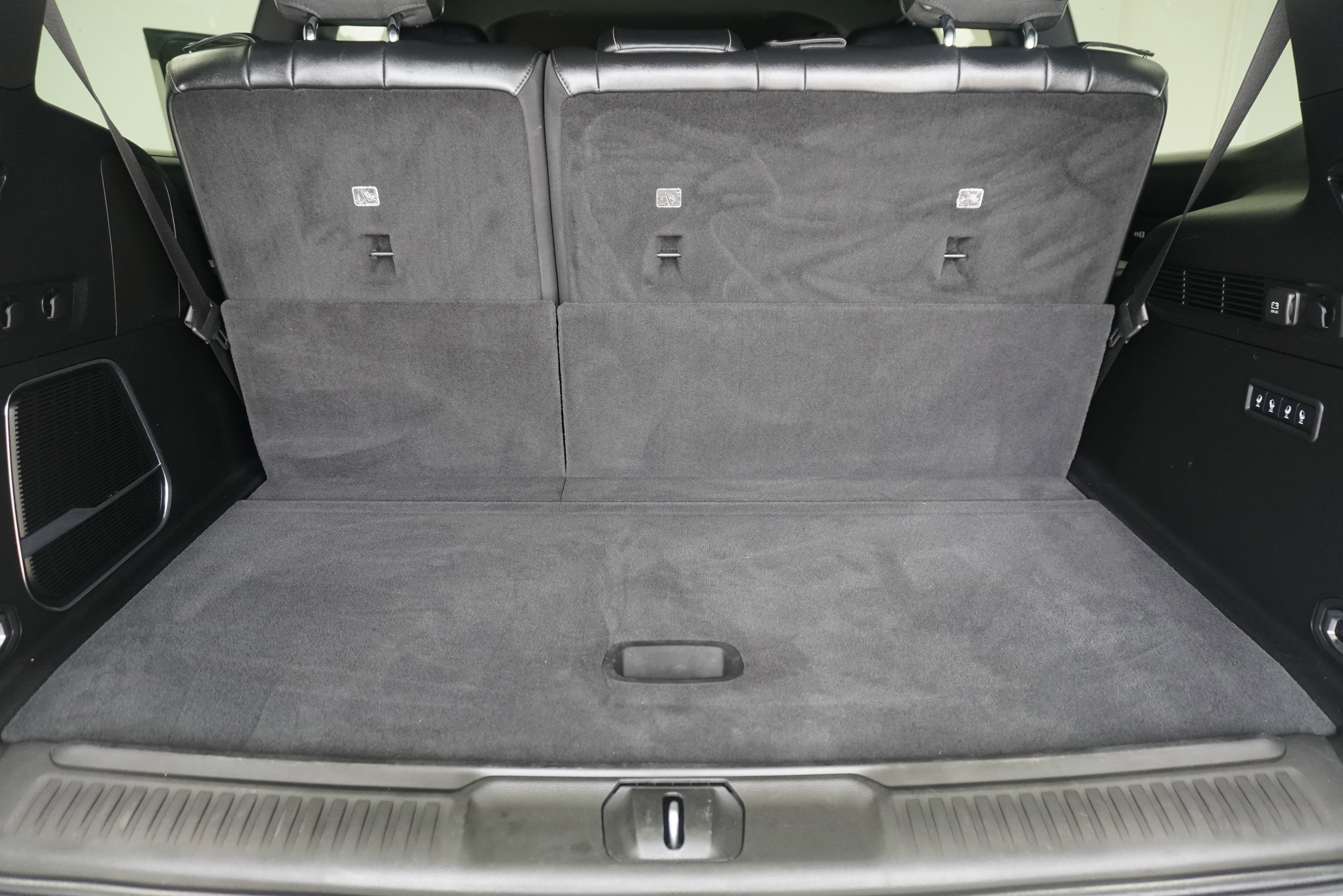 Used 2022 Jeep Wagoneer Series III AWD/4WD image 33