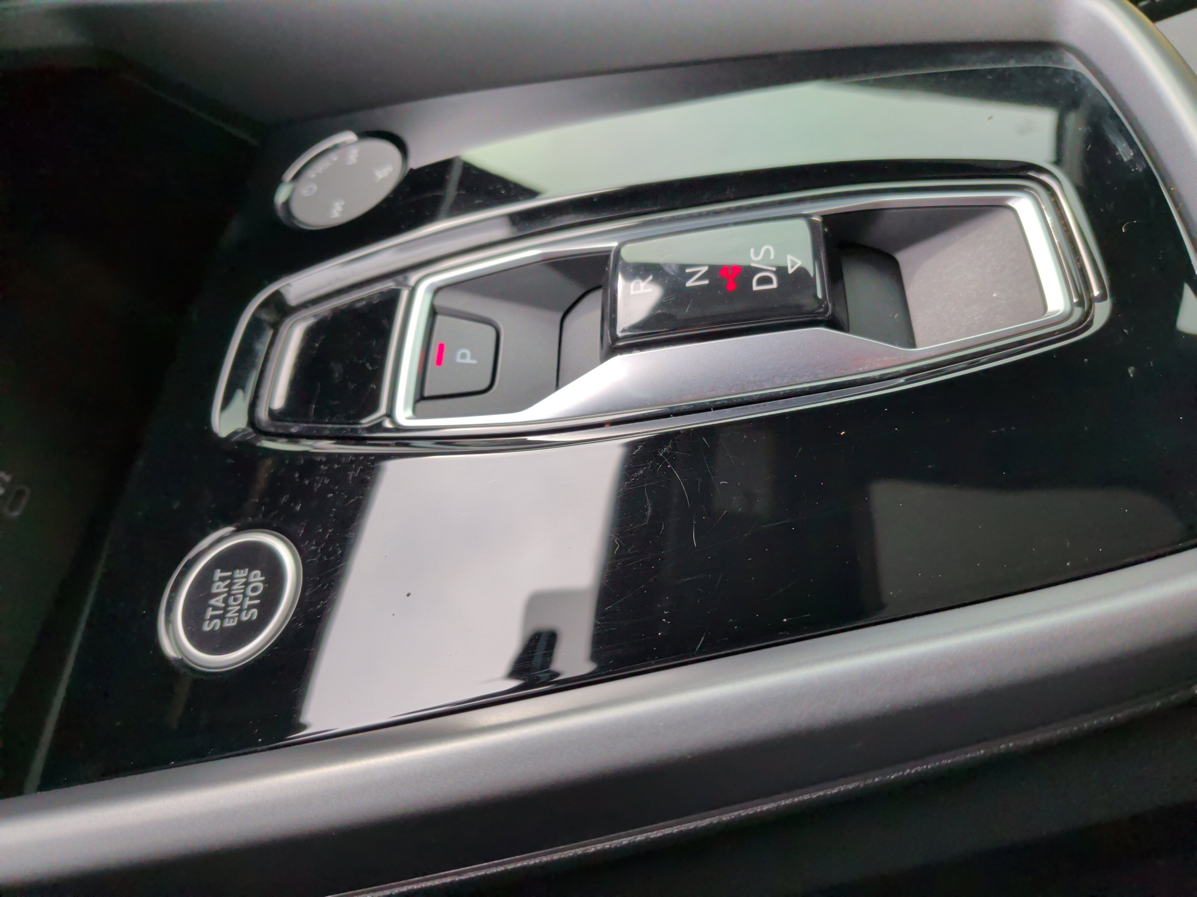 Certified 2025 Audi A3 2.0T Premium w/ Convenience Package image 25