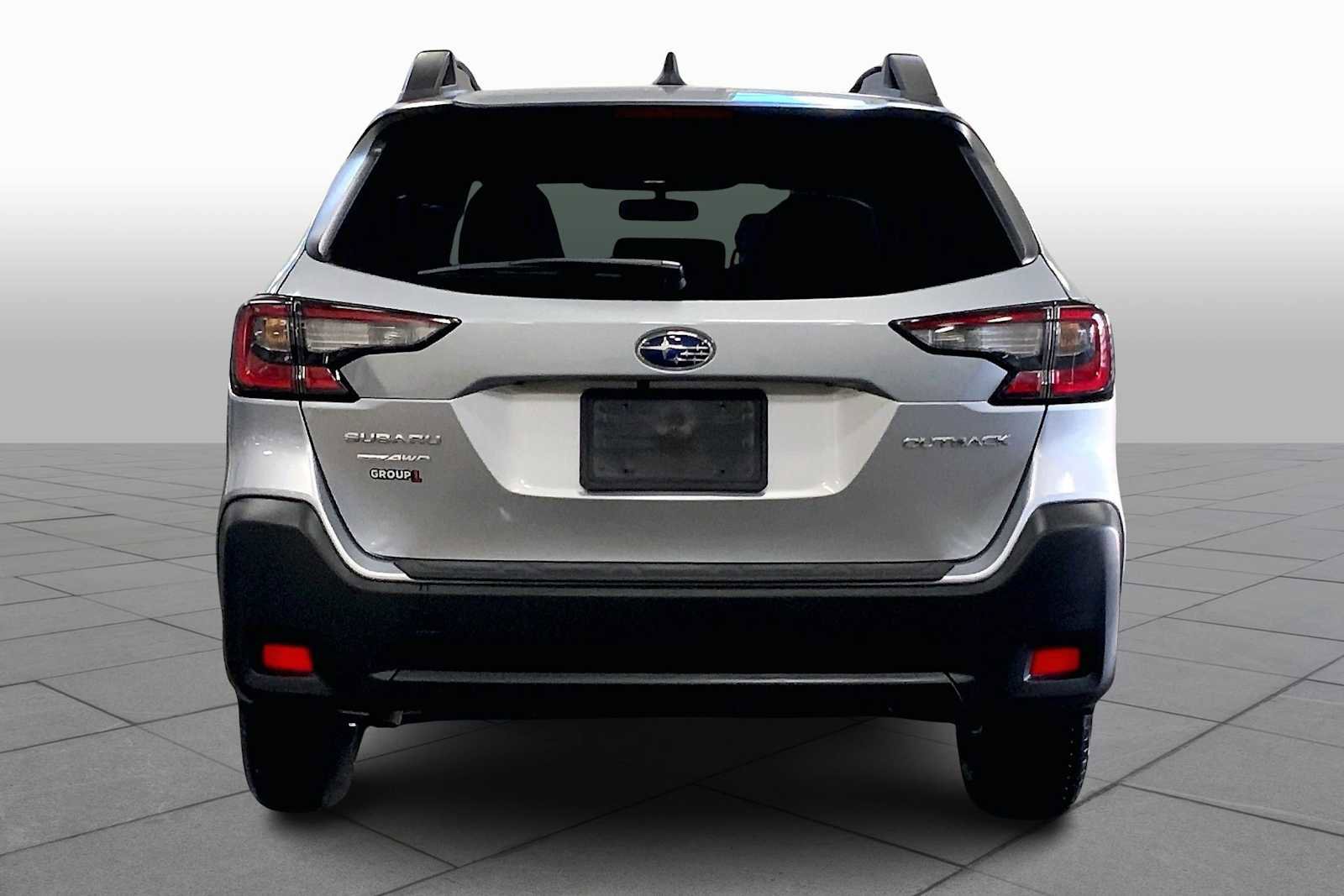 Certified 2025 Subaru Outback Premium image 4