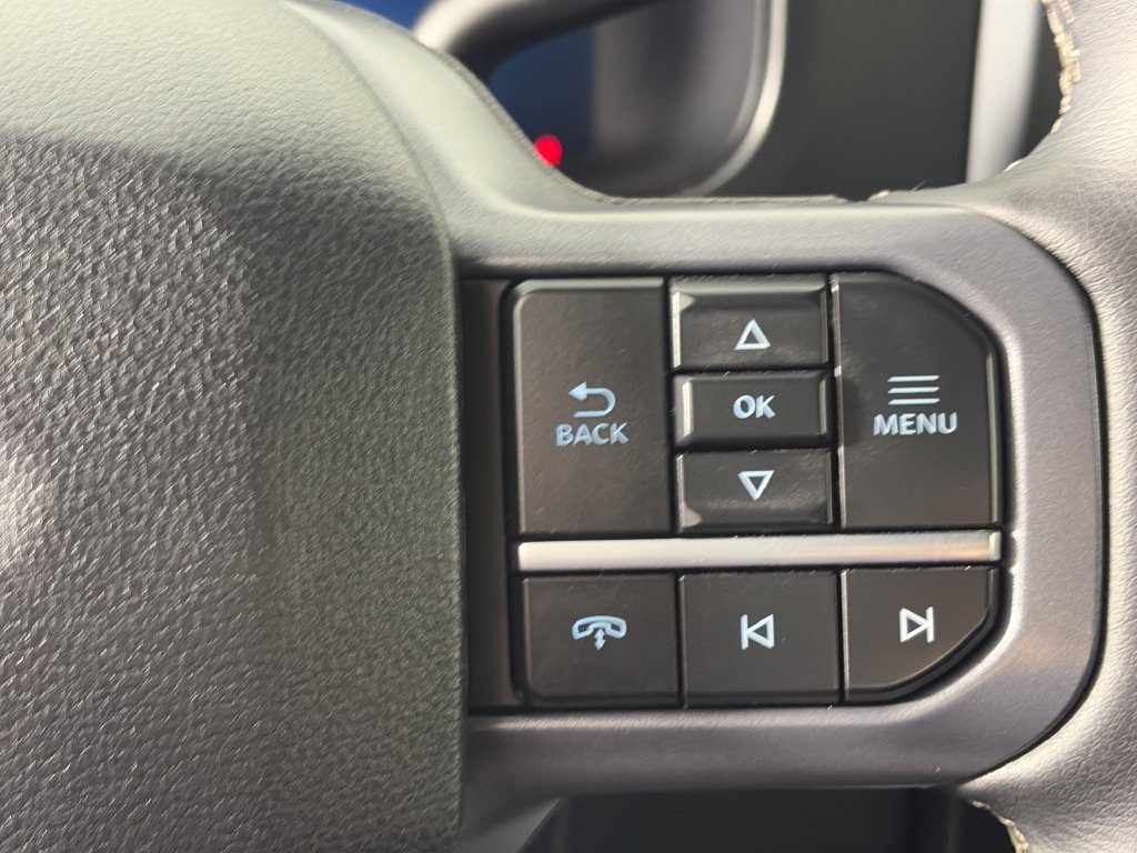 Certified 2025 Ford F350 Lariat AWD/4WD image 18