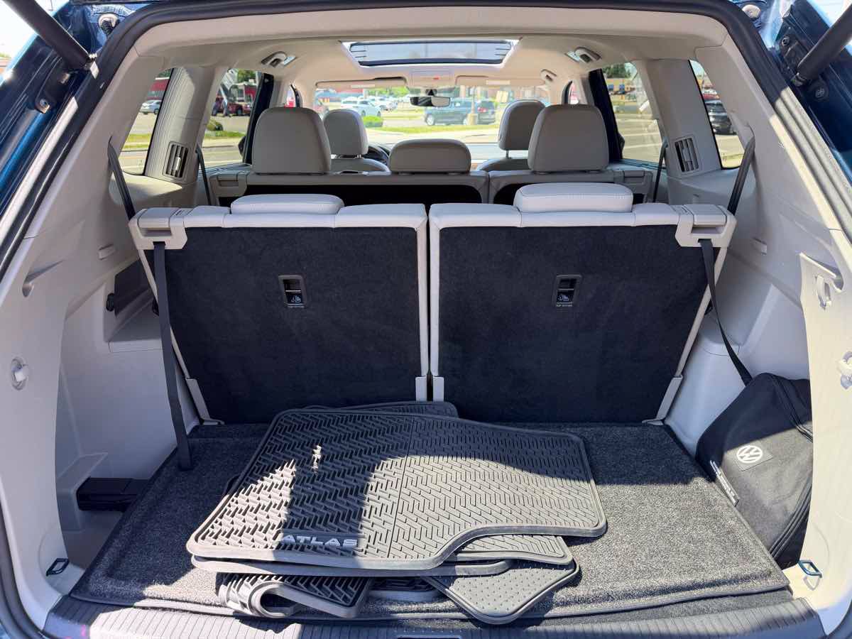 Used 2021 Volkswagen Atlas SE AWD/4WD image 16