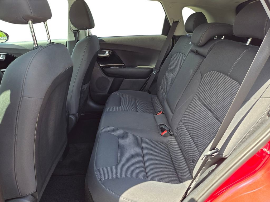 Certified 2022 Kia Niro LXS image 20