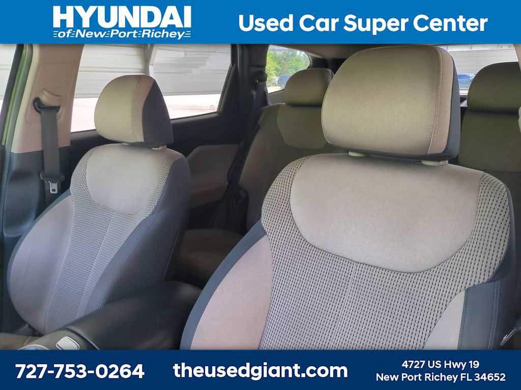 Certified 2022 Hyundai Santa Fe SEL FWD image 7