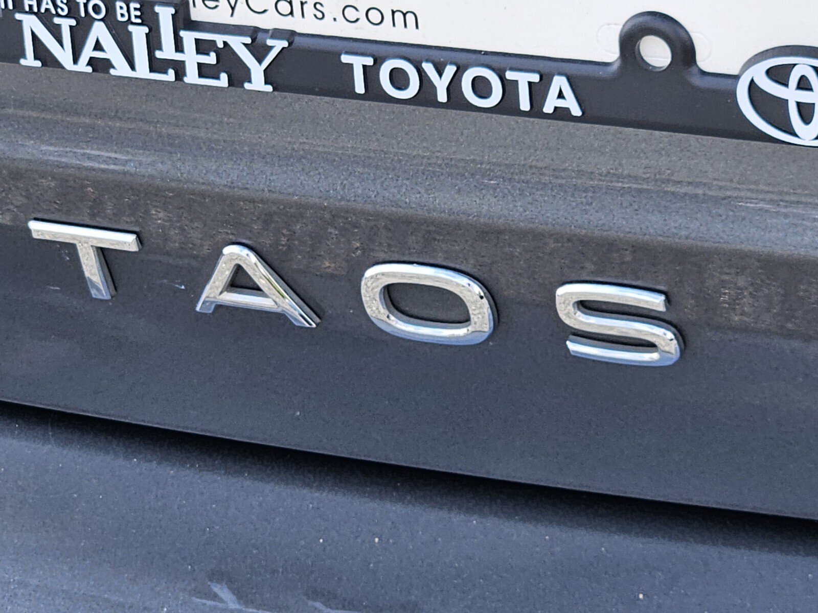 Used 2023 Volkswagen Taos S w/ Driver Assistance Package FWD image 29