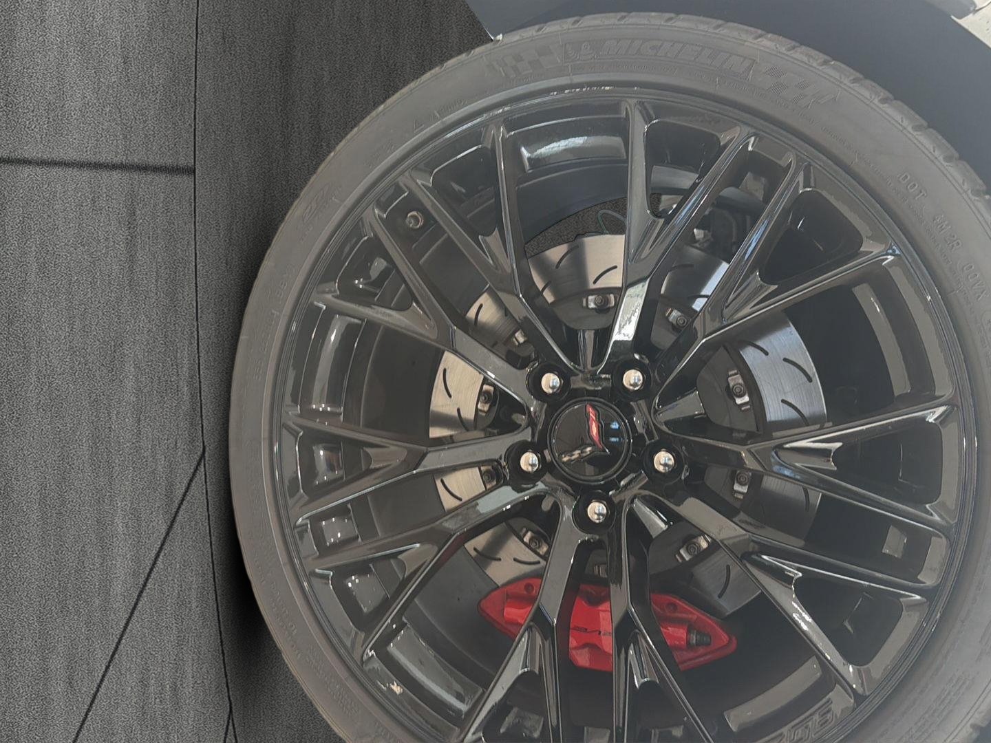 Used 2016 Chevrolet Corvette Z06 RWD image 11