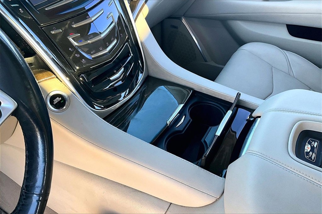 Used 2019 Cadillac Escalade Premium Luxury image 14