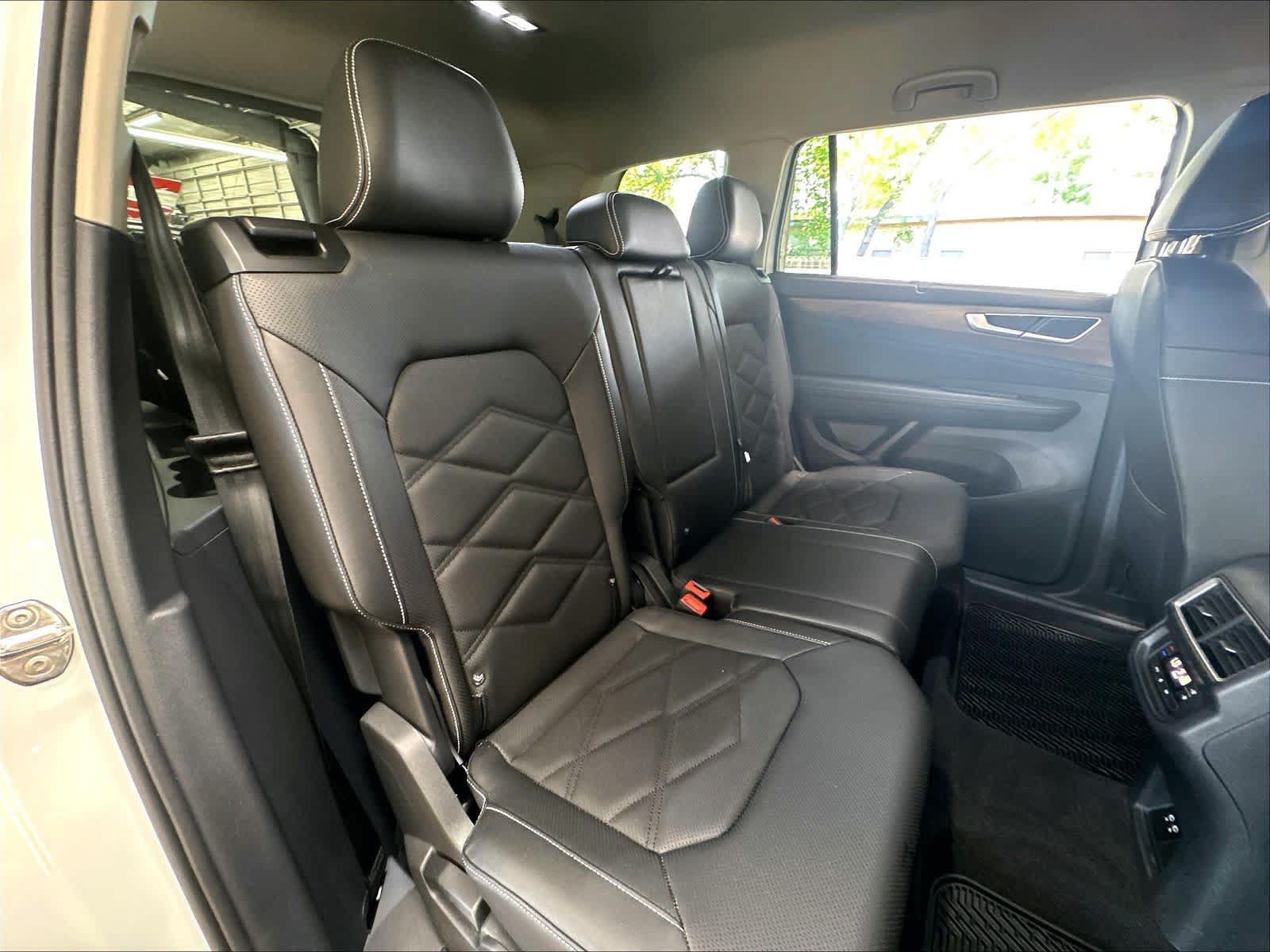 Certified 2026 Volkswagen Atlas SE w/ Black Wheel Package AWD/4WD image 28