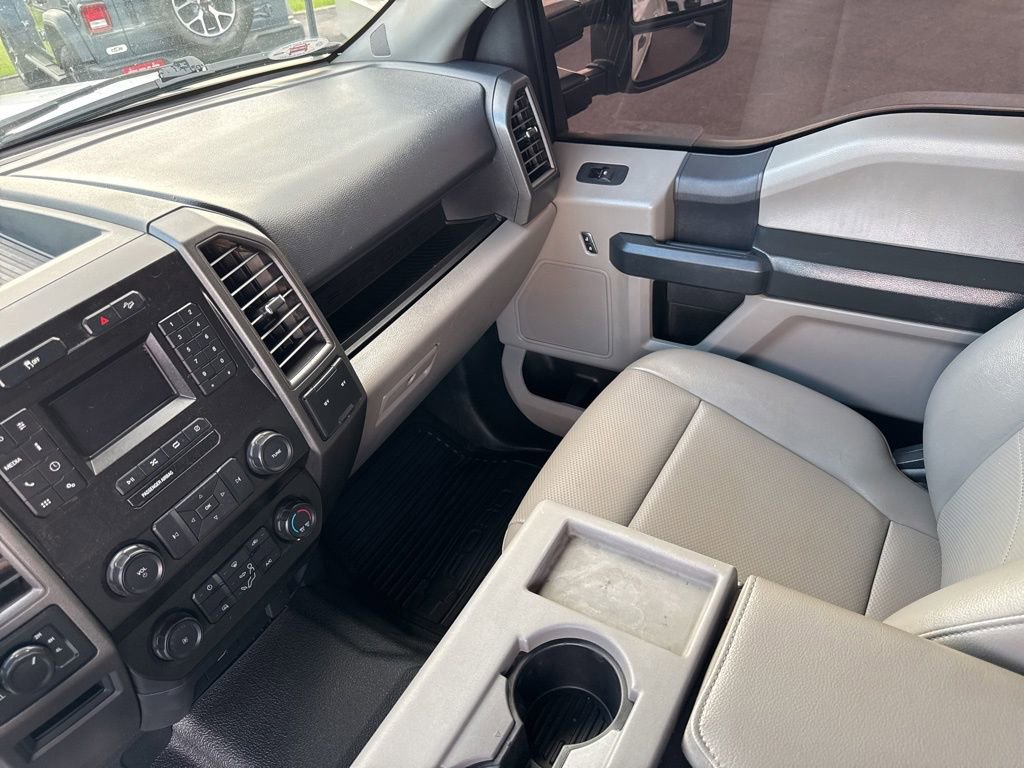 Used 2022 Ford F250 XL w/ Power Equipment Group AWD/4WD image 32
