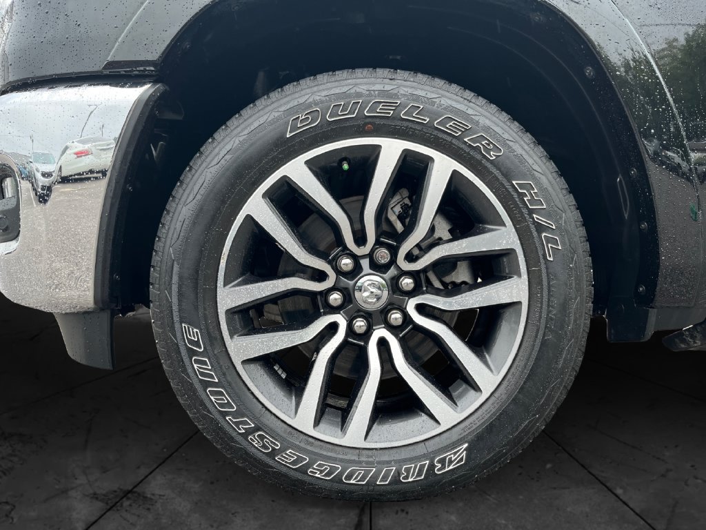Used 2025 RAM 1500 Limited w/ Bed Utility Group AWD/4WD image 14