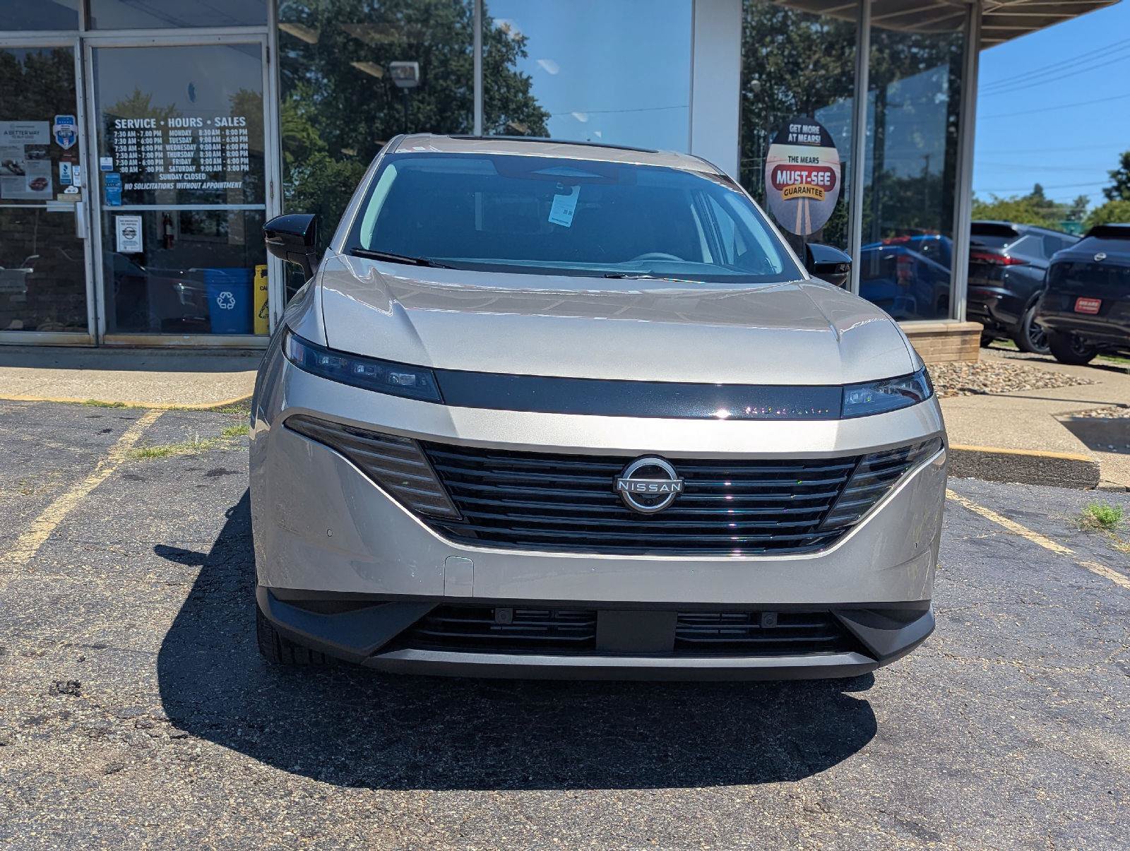 New 2026 Nissan Murano SL w/ Comfort Package AWD/4WD image 2