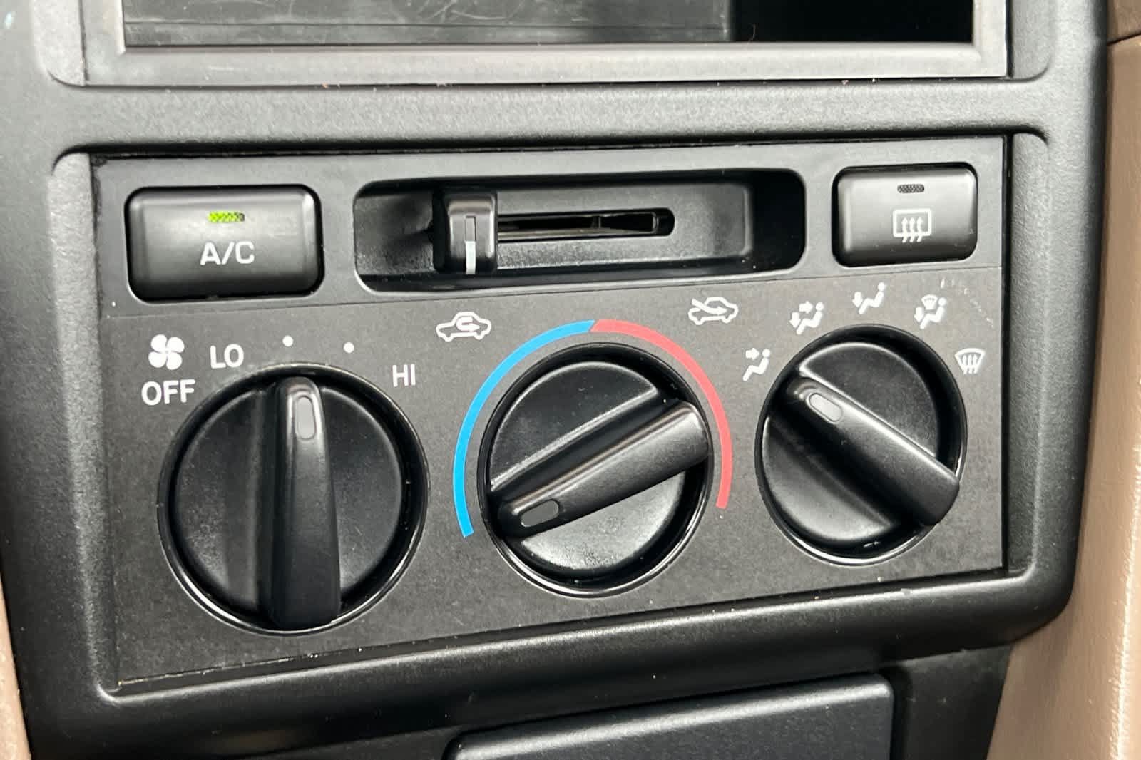 Used 1997 Toyota Camry LE FWD image 20
