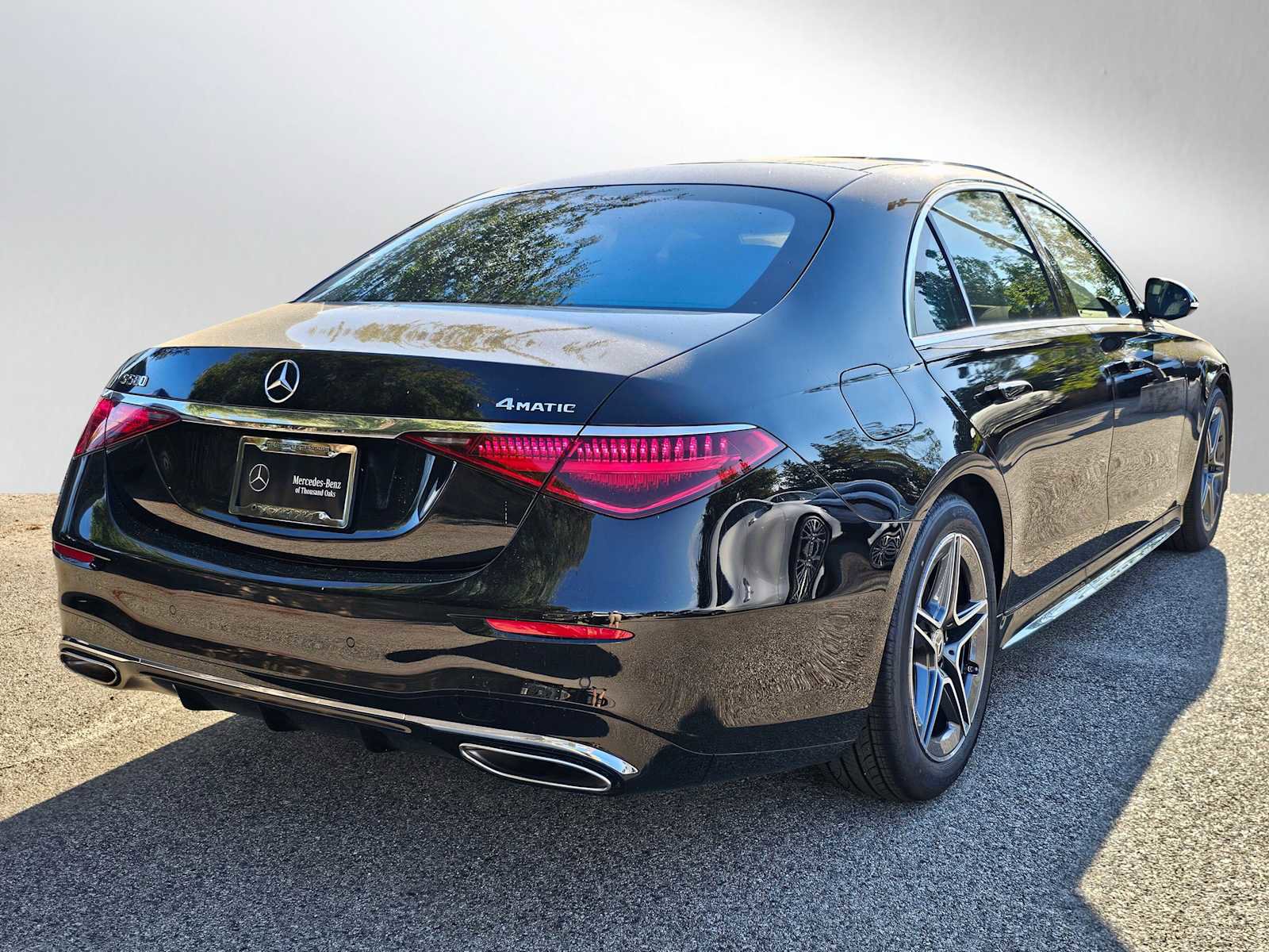 Used 2024 Mercedes-Benz S 580 4MATIC Sedan image 5