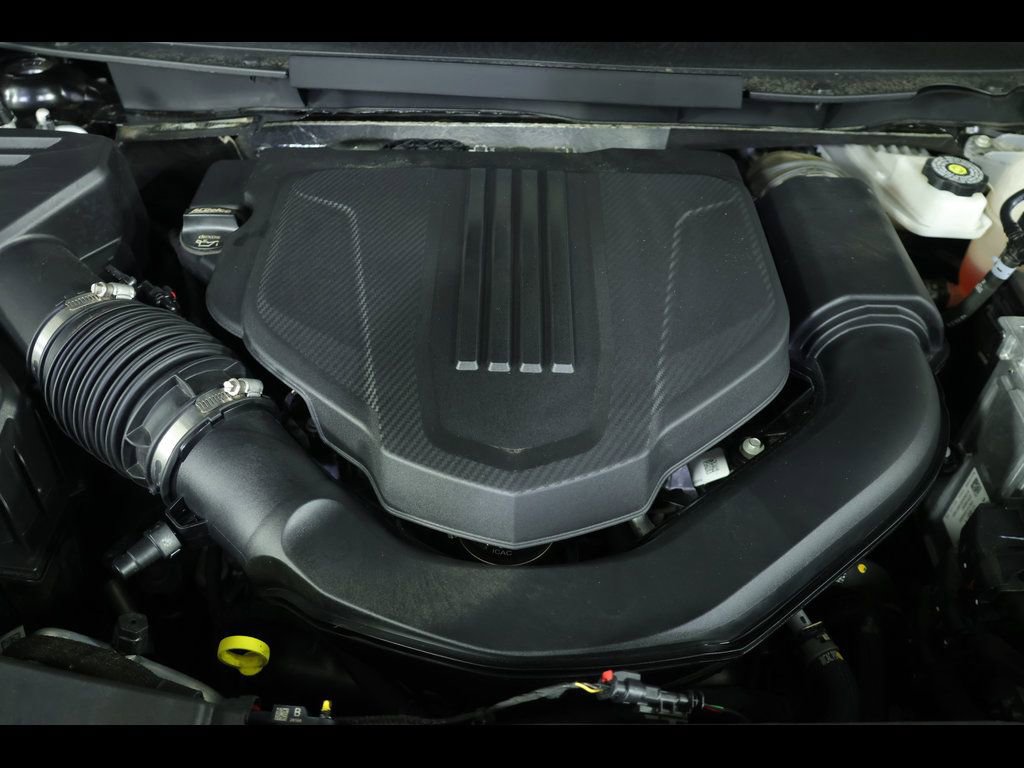 Used 2025 Chevrolet Traverse LT image 20