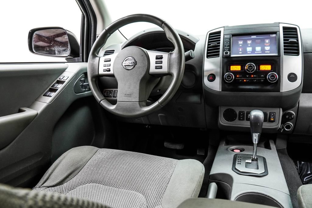 Used 2020 Nissan Frontier SV w/ Midnight Edition Floor Mats image 19