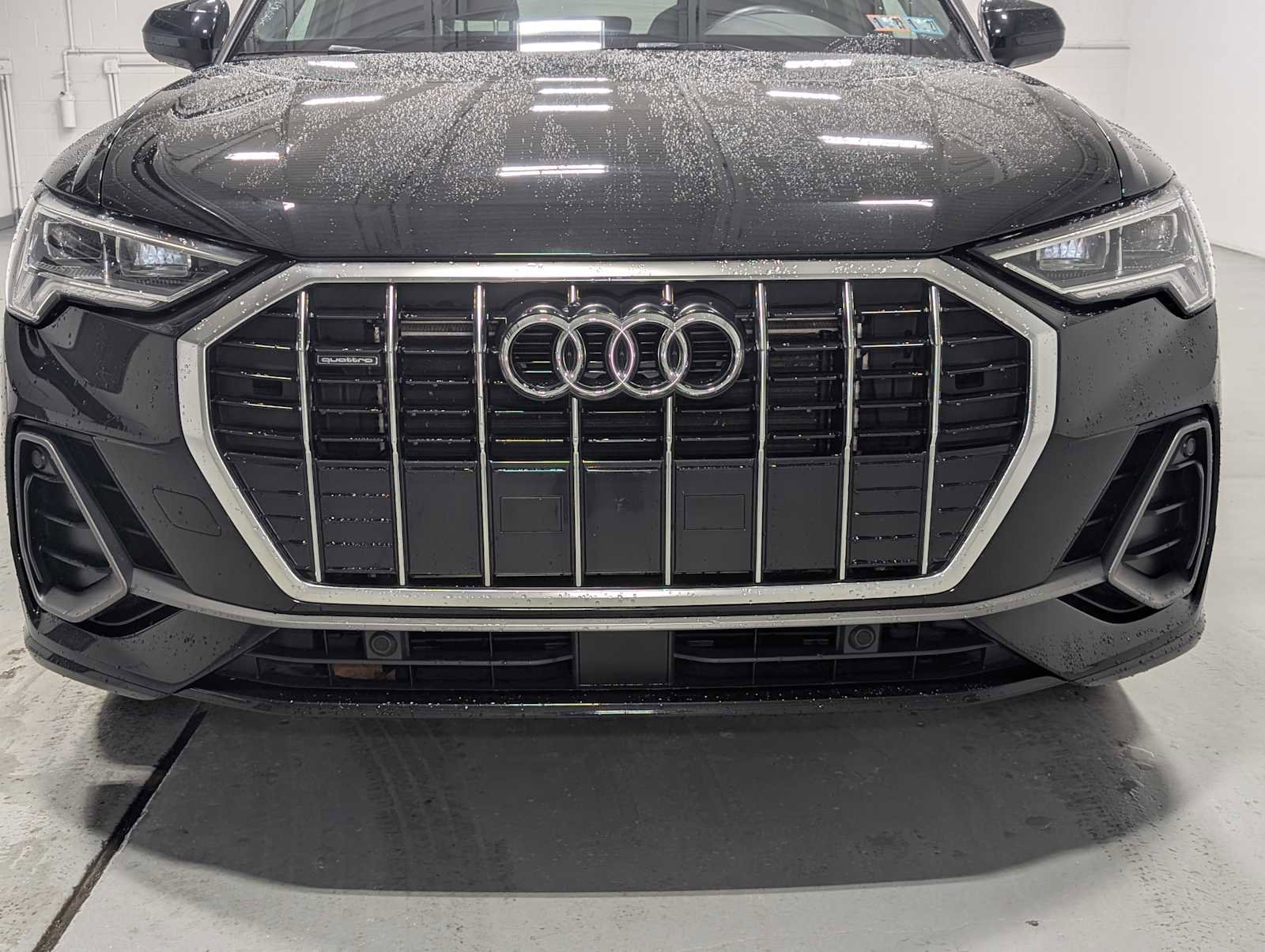 Used 2020 Audi Q3 2.0T Premium Plus image 2