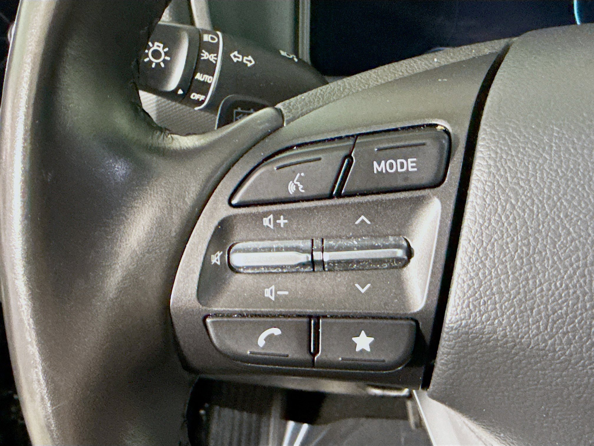 Used 2023 Hyundai Kona SEL image 14