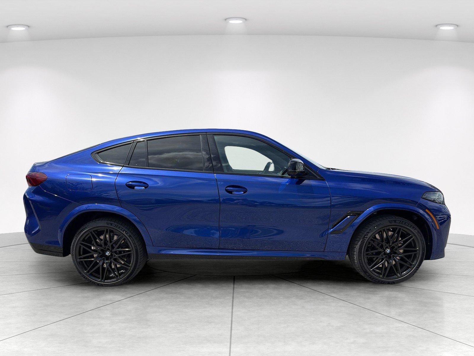 New 2027 BMW X6 M Competition w/ Executive Package AWD/4WD image 3