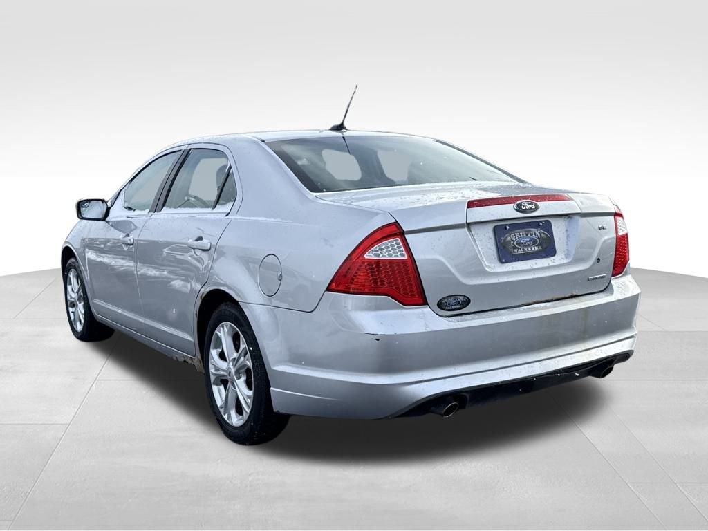 Used 2012 Ford Fusion SE image 3