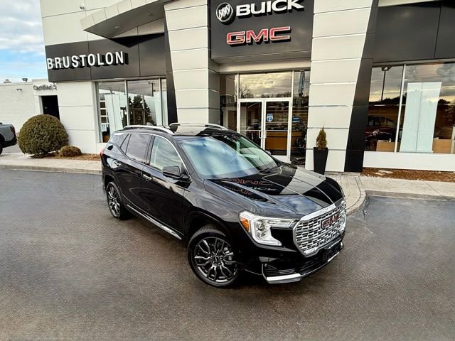 Used 2023 GMC Terrain Denali w/ Black Diamond Edition video 2