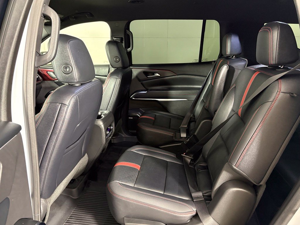 Certified 2026 Chevrolet Traverse RS w/ LPO, Floor Liner Package FWD image 41