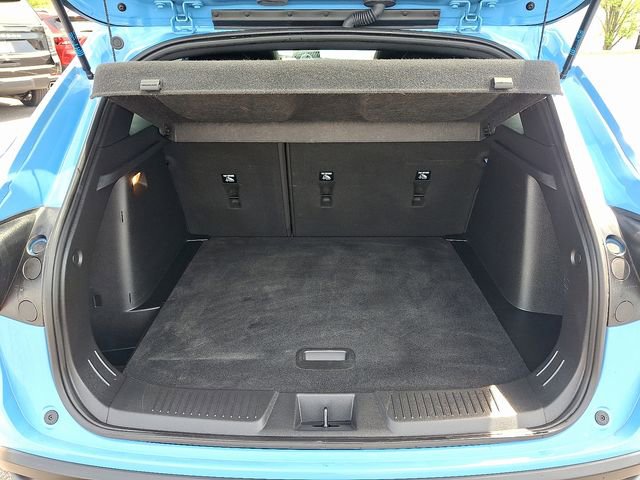 Certified 2024 Chevrolet Trax RS w/ Sunroof Package FWD image 29