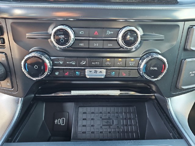 Used 2025 Ford F150 Platinum w/ Equipment Group 702A High AWD/4WD image 27