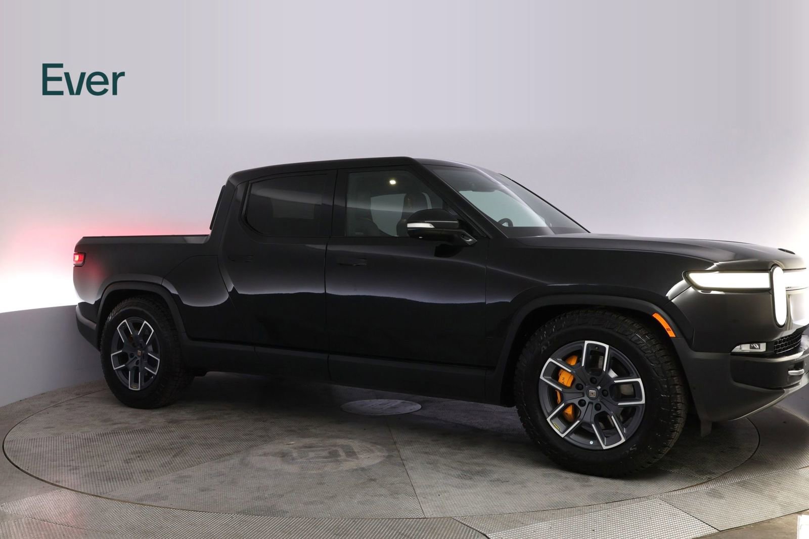 Used 2022 Rivian R1T Launch Edition image 14