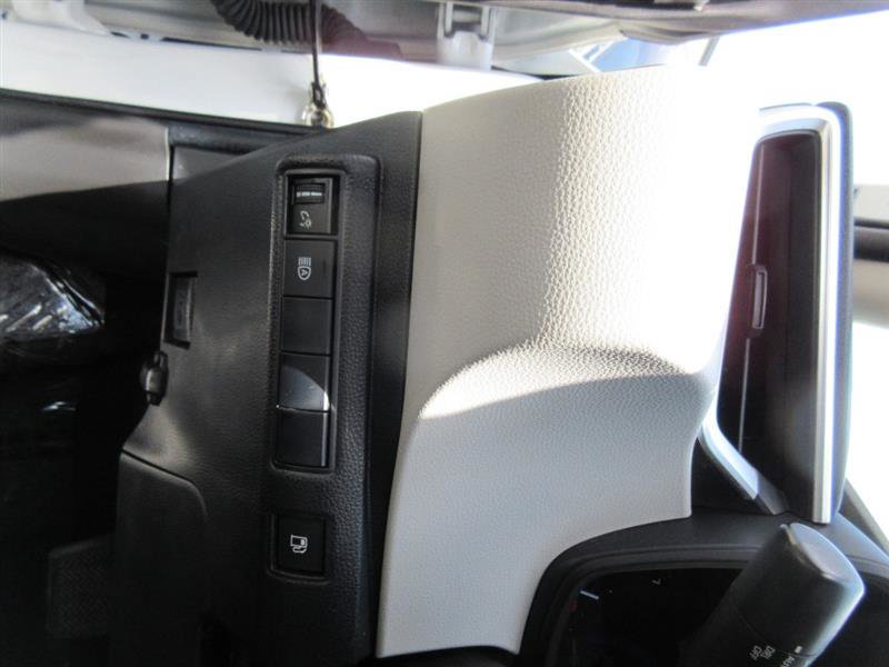 Used 2021 Toyota Corolla LE FWD image 10