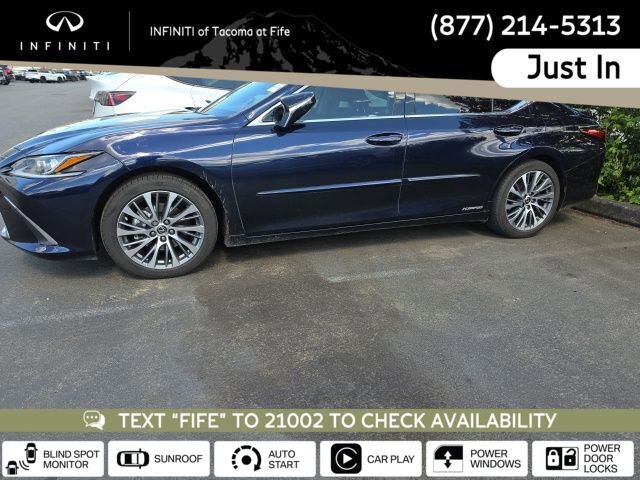 Used 2021 Lexus ES 300h w/ Premium Package