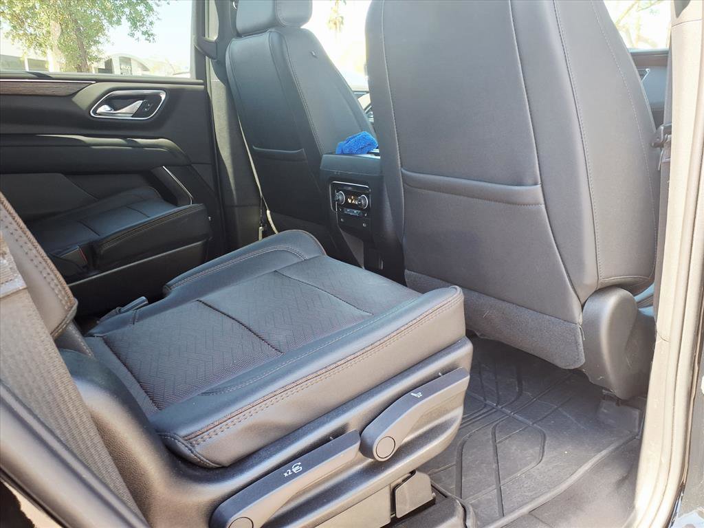 Used 2023 Chevrolet Tahoe High Country image 13
