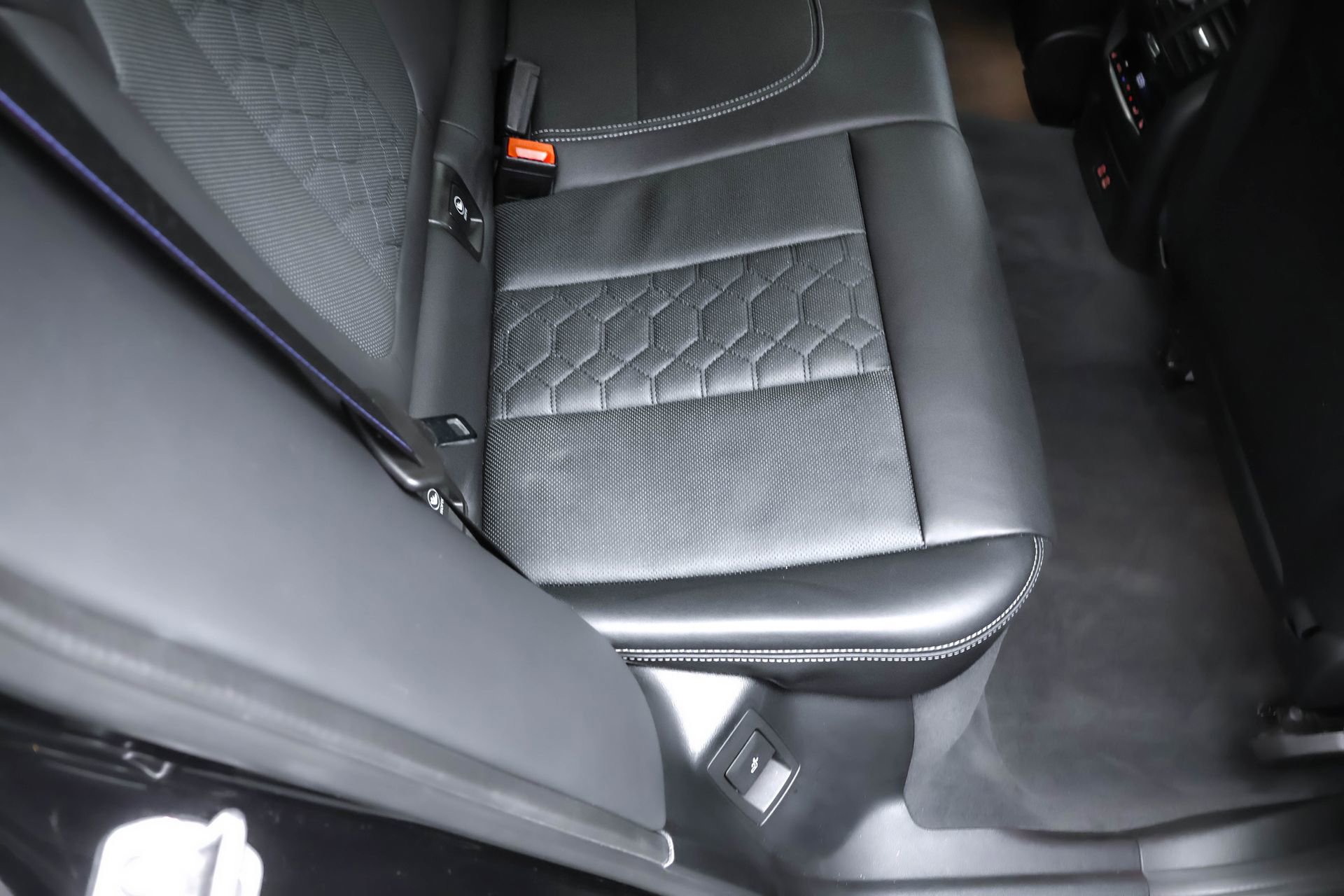 Used 2022 BMW X4 M w/ Competition Package image 33