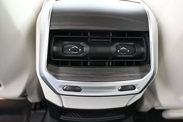 New 2026 BMW 760i xDrive AWD/4WD image 16