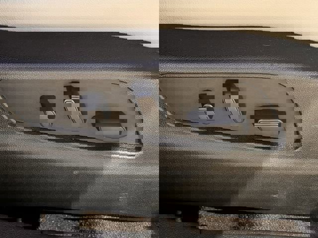 Certified 2021 Cadillac XT4 Luxury w/ Cold Weather Package image 24