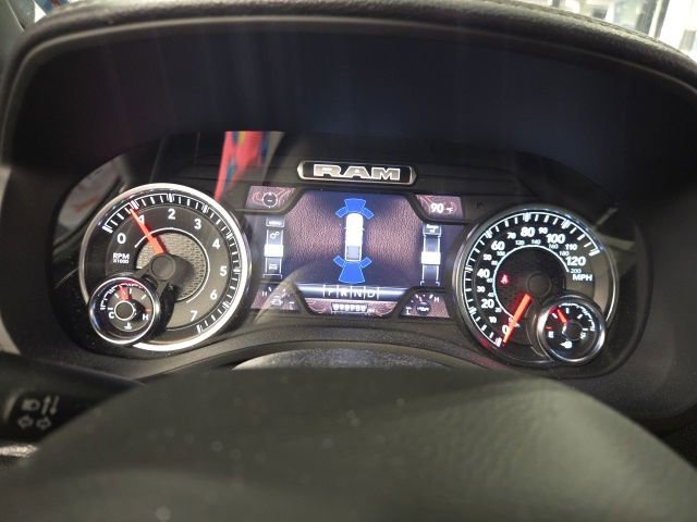 Used 2024 RAM 1500 Laramie AWD/4WD image 18
