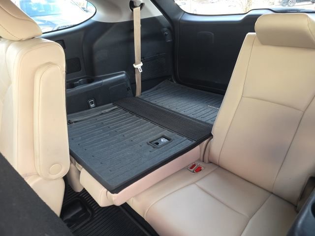 Used 2020 Toyota Highlander Platinum image 13