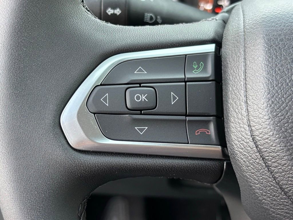 New 2026 Jeep Compass Altitude image 16