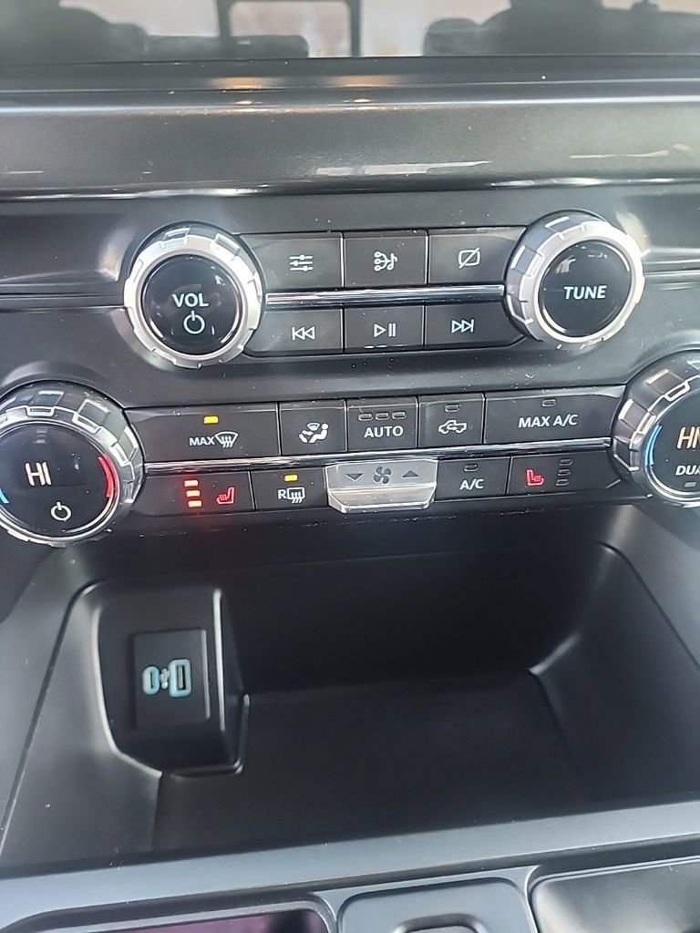 Used 2021 Ford F150 XLT w/ Equipment Group 302A High image 17